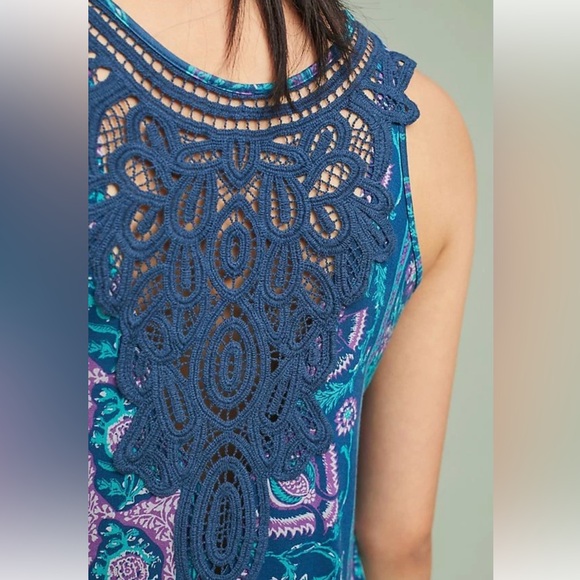 Anthropologie Akemi + Kin Epoca Crocheted Floral Top Medium - Picture 2 of 8